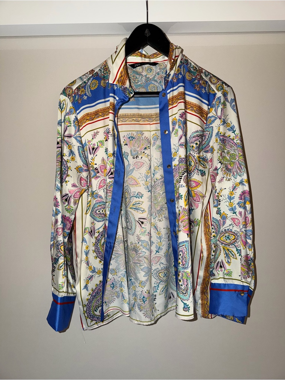 Zara Multicolor Paisley Button-Down Shirt - Blue & White